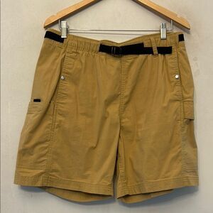 The North Face yellow hiking shorts
Size L EUC